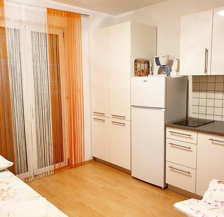 Guesthouse Pejo Пореч Экстерьер фото