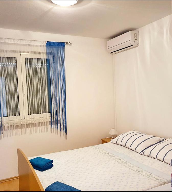 Guesthouse Pejo Пореч Экстерьер фото