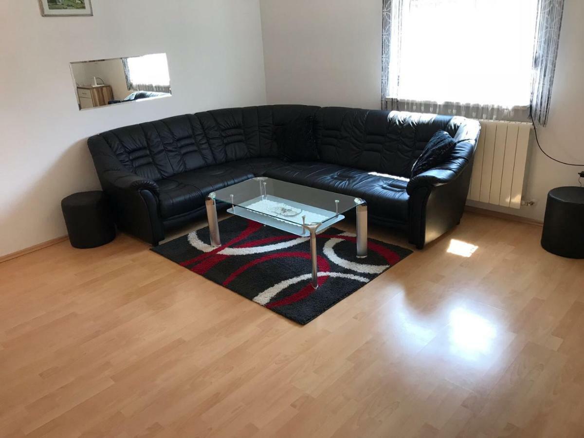 Guesthouse Pejo Пореч Экстерьер фото