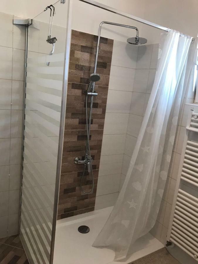 Guesthouse Pejo Пореч Экстерьер фото
