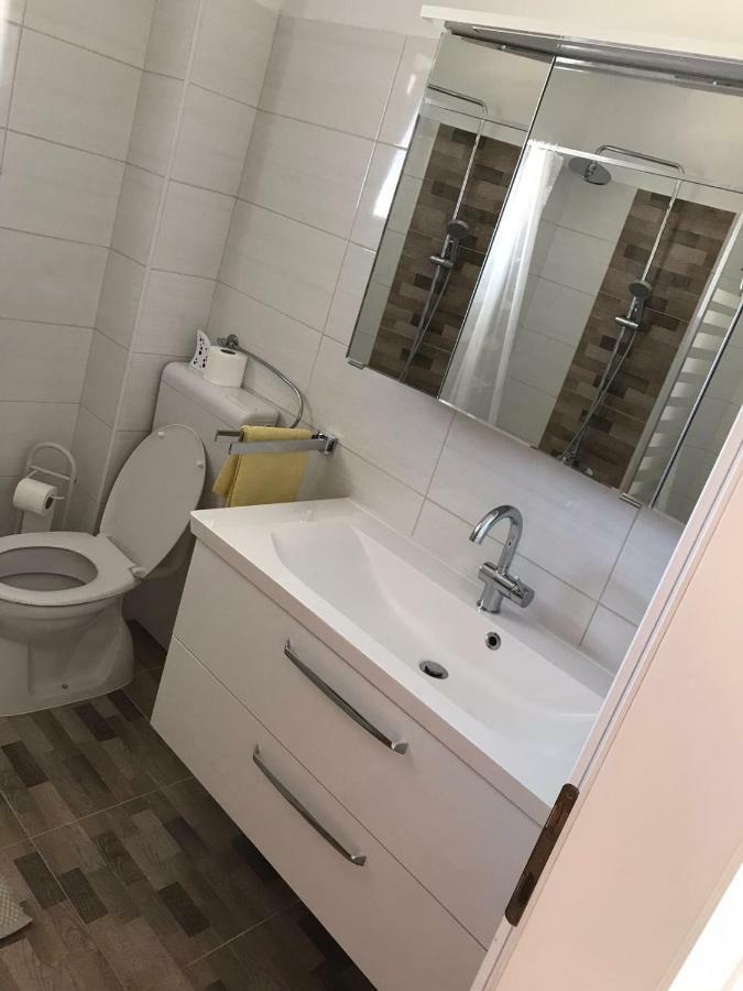 Guesthouse Pejo Пореч Экстерьер фото