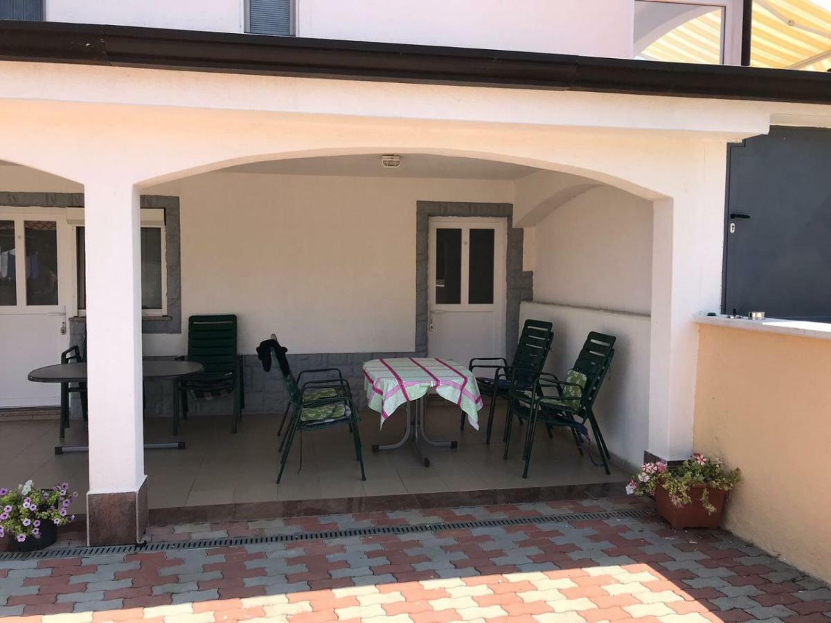 Guesthouse Pejo Пореч Экстерьер фото